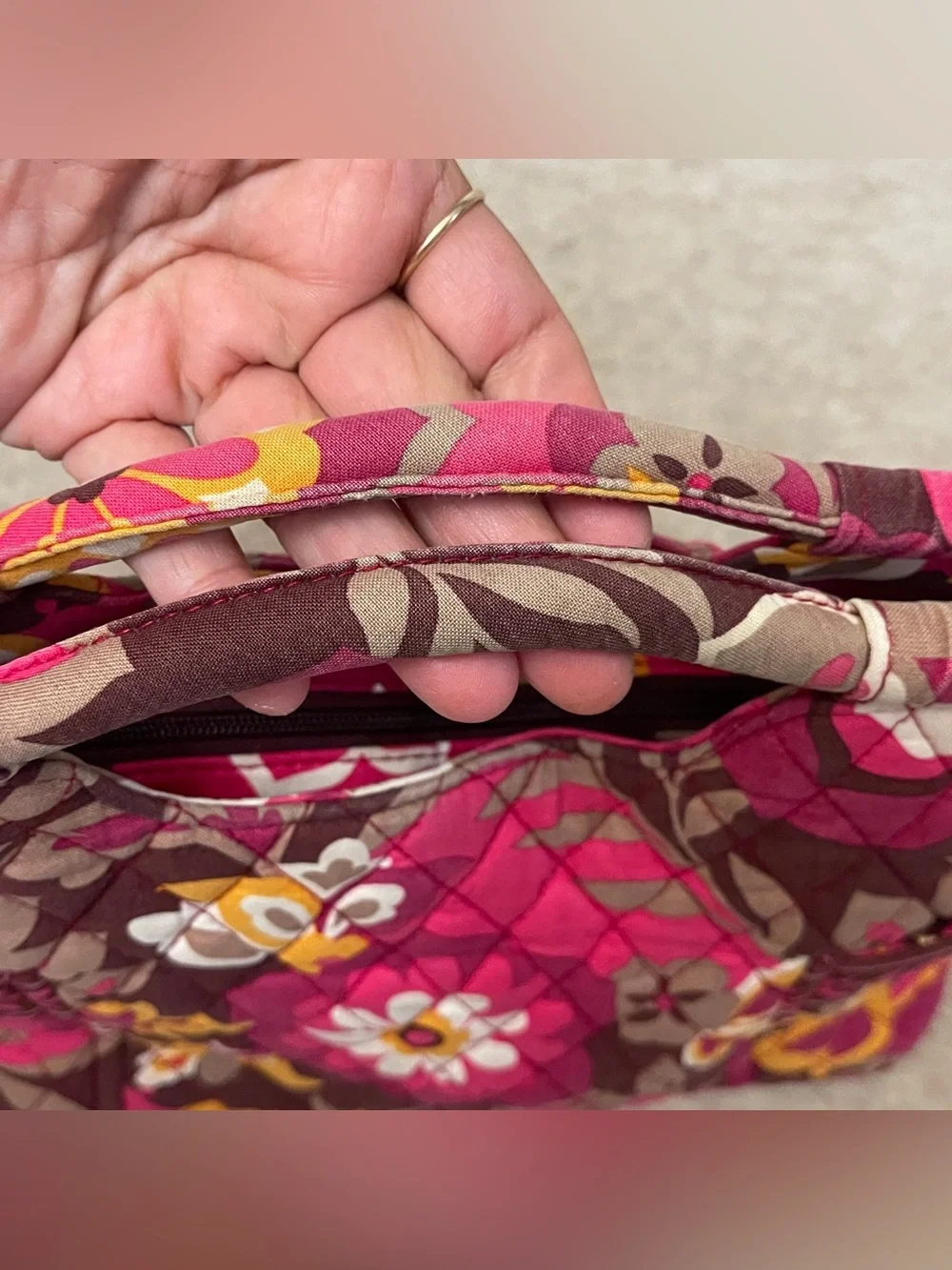 Vera Bradley Retired Gabby in Carnaby Top Handle Zip Quilted Floral Pink Purse